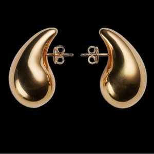 Vintage 18K gold plated  chunky Dome drop earrings